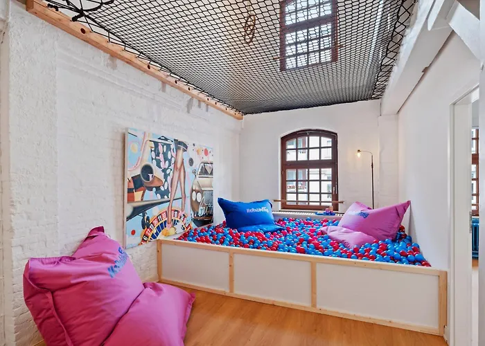 Hero Liwing - Penthouse-lofts - Bis Zu 16 Personen Apartment